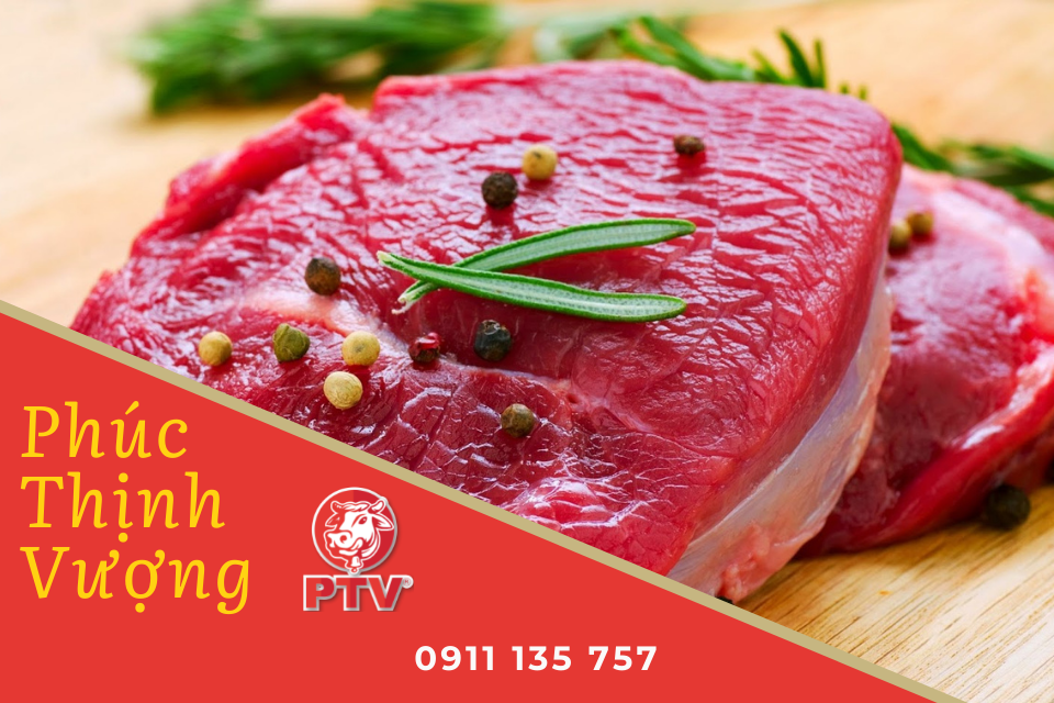 Thịt bò chứa nhiều chất dinh dưỡng như  Protein, sắt, vitamin và khoáng chất